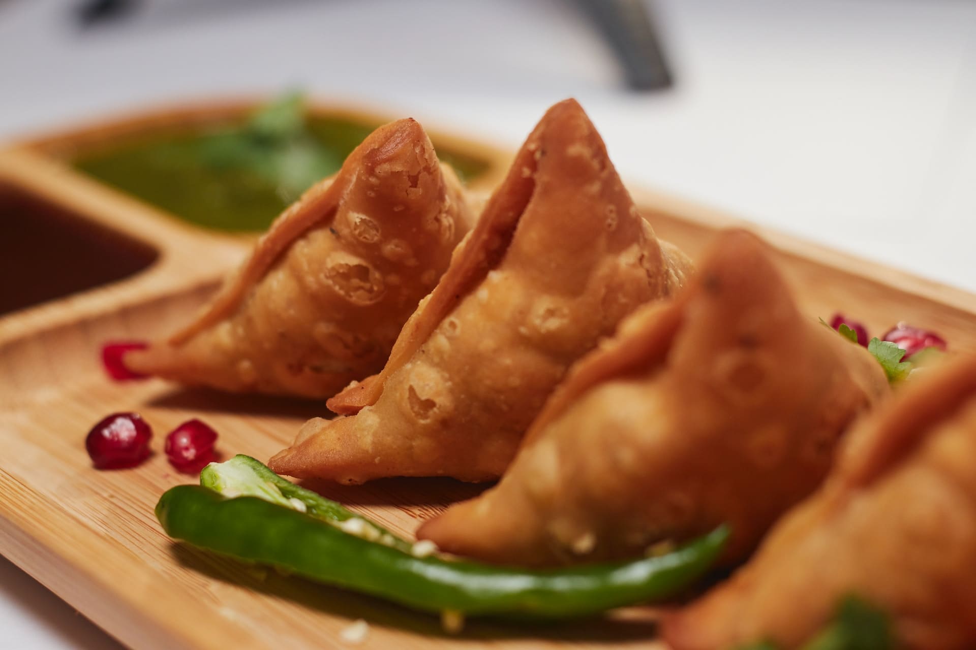 samosa kabir cheema 8T9AVksyt7s unsplash 1